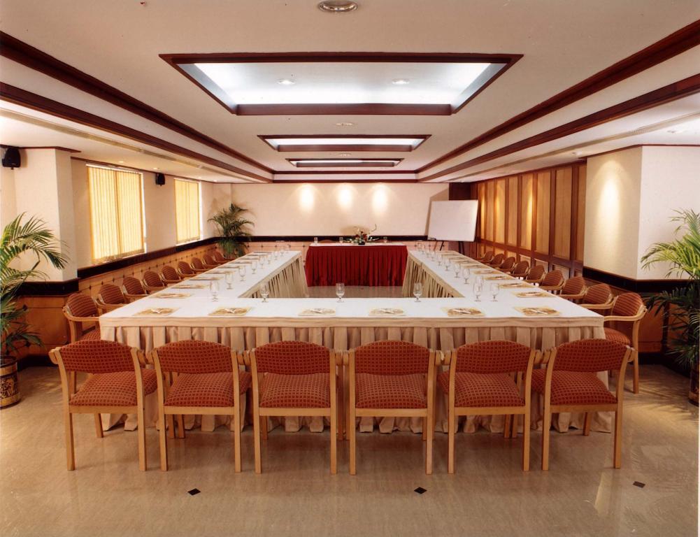Keys Select By Lemon Tree Hotels, Malabar Gate, Kozhikode Calecute Exterior foto