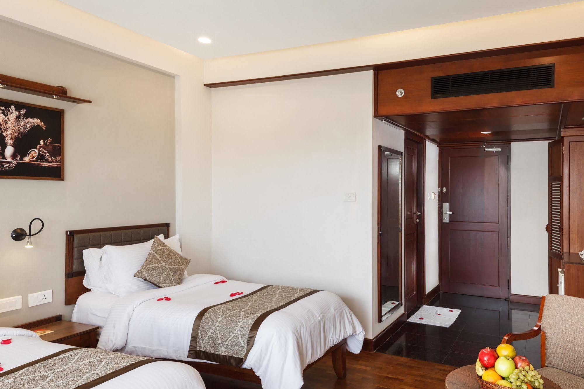 Keys Select By Lemon Tree Hotels, Malabar Gate, Kozhikode Calecute Exterior foto