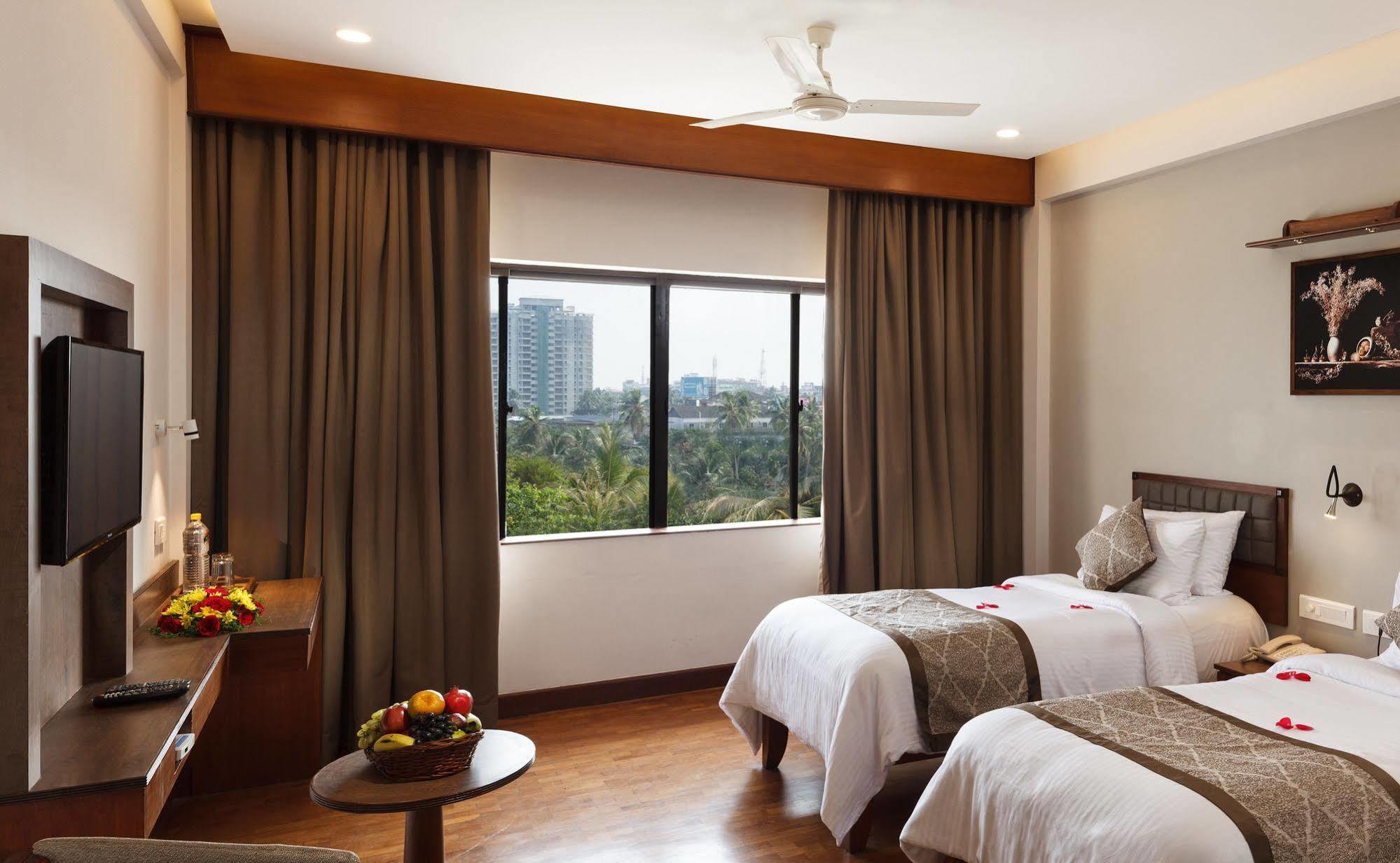 Keys Select By Lemon Tree Hotels, Malabar Gate, Kozhikode Calecute Exterior foto